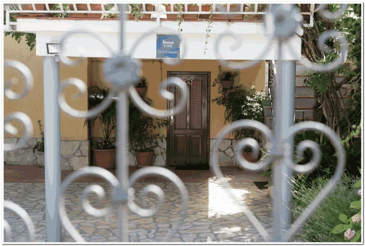 Apartments Villa Zara Lovran Exterior photo